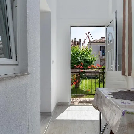Apartment Fuer 2 Personen Ca 28 Qm In Pula, Istrien Istrische Riviera